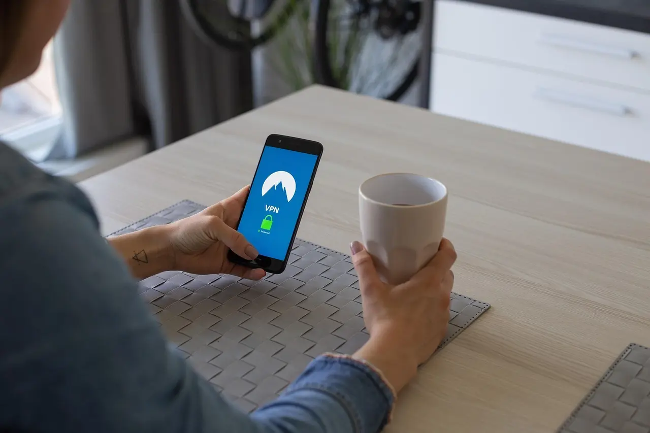 Er det lovligt at bruge VPN i Danmark, og hvornår giver det mening?